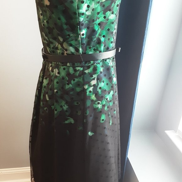 LESLIE FAY Special Occasion  Dress - Picture 8 of 16